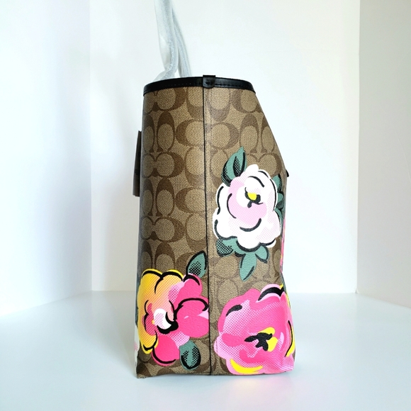 ❗SOLD❗COACH | City Tote in Signature Canvas - Picture 8 of 13